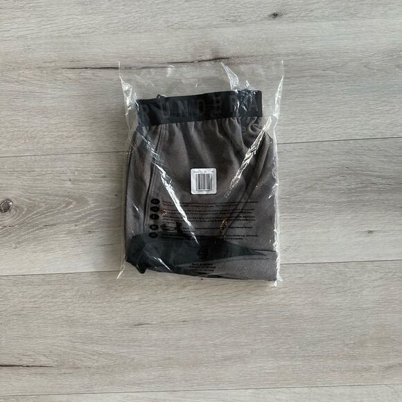 Under Amour Play Up 3.0 Shorts Carbon Heather/Black M NWT IN PACKAGING - Picture 9 of 9
